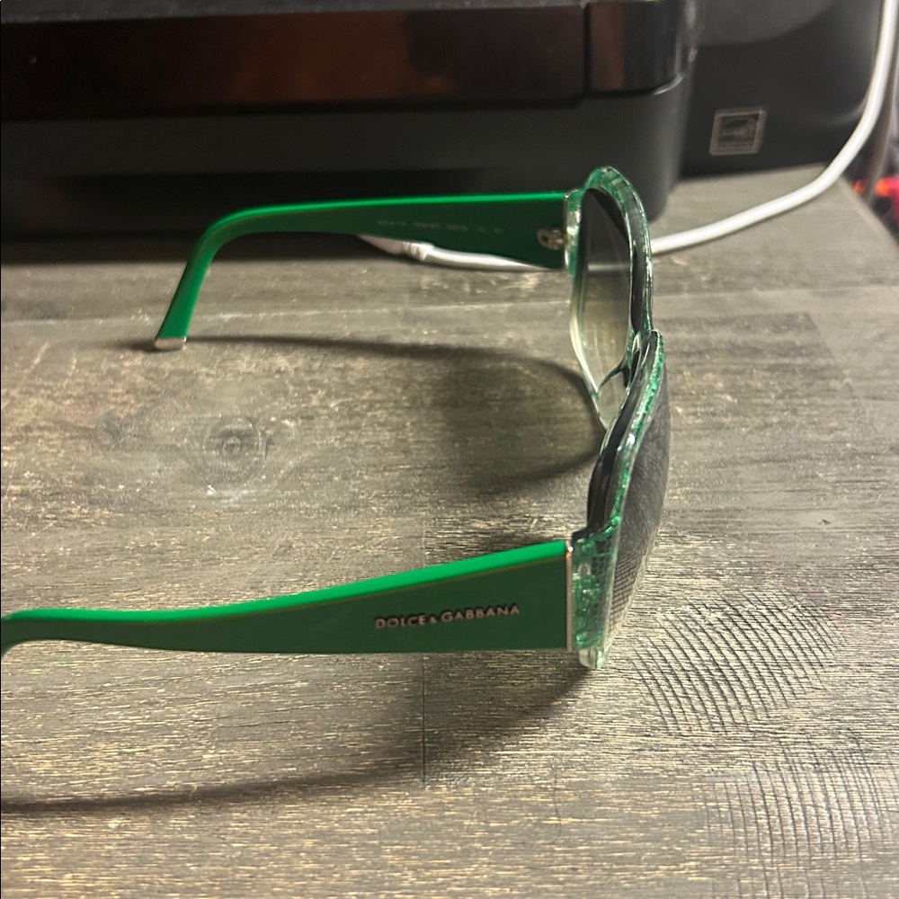 Dolce & Gabbana Emerald Green Lace Sunglasses‎ - Picture 3 of 9